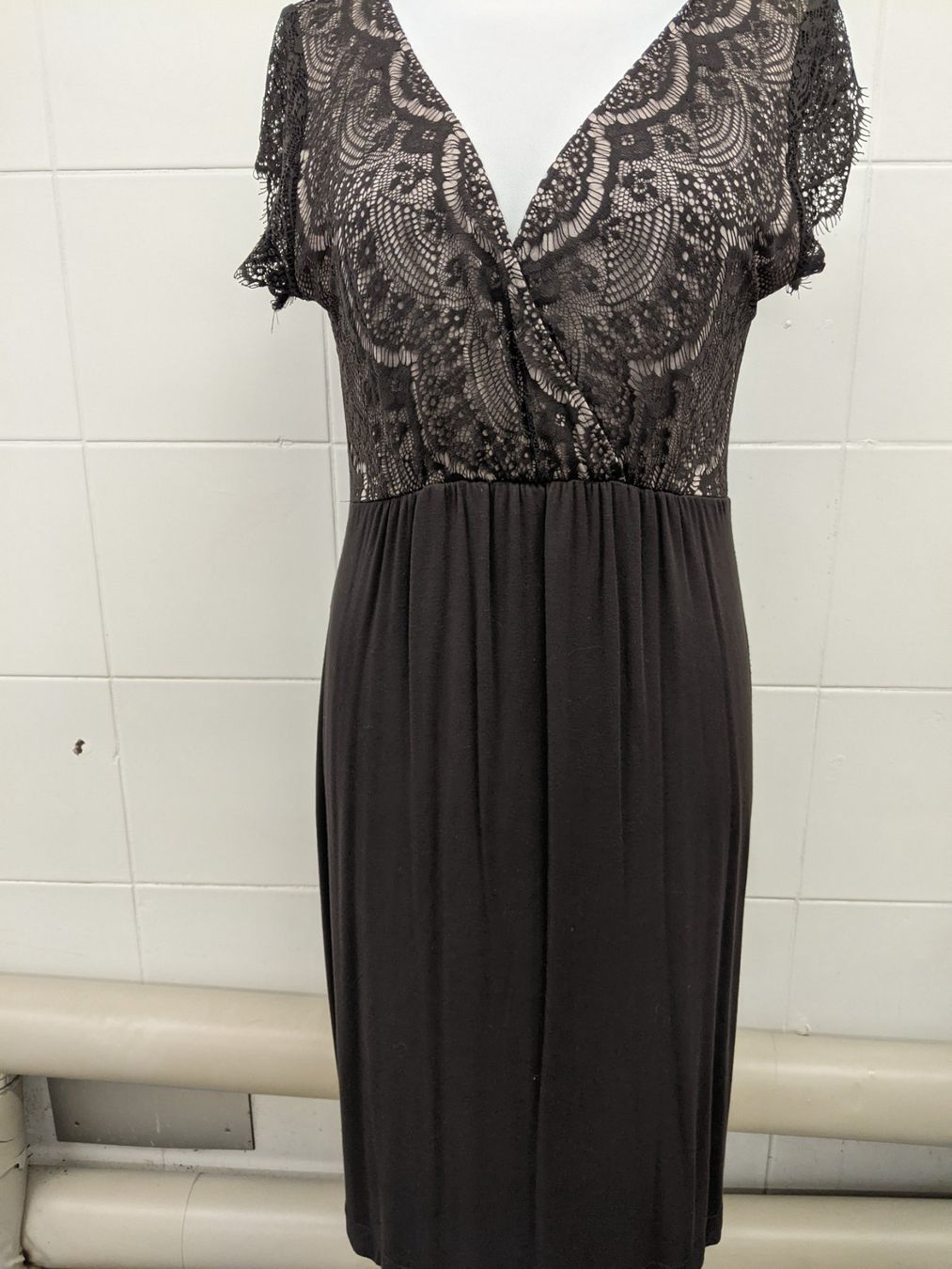 Vestiti: Damenkleid Gr 42 – Usato da Langnau am Albis venduto da Judithsebi 1