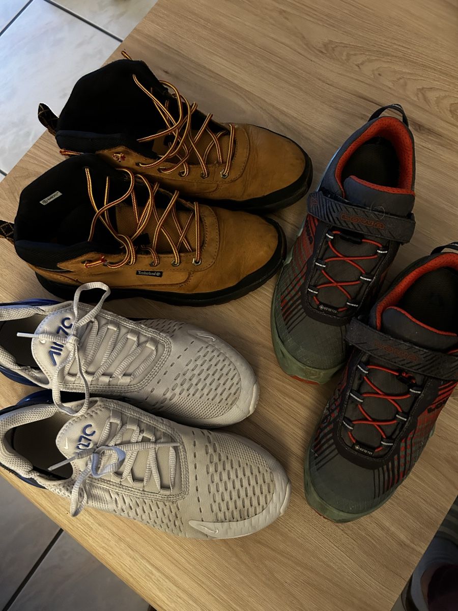 Scarpe per ragazzi: Schuhpaket – Usato da Lützelflüh-Goldb venduto da Sonique6