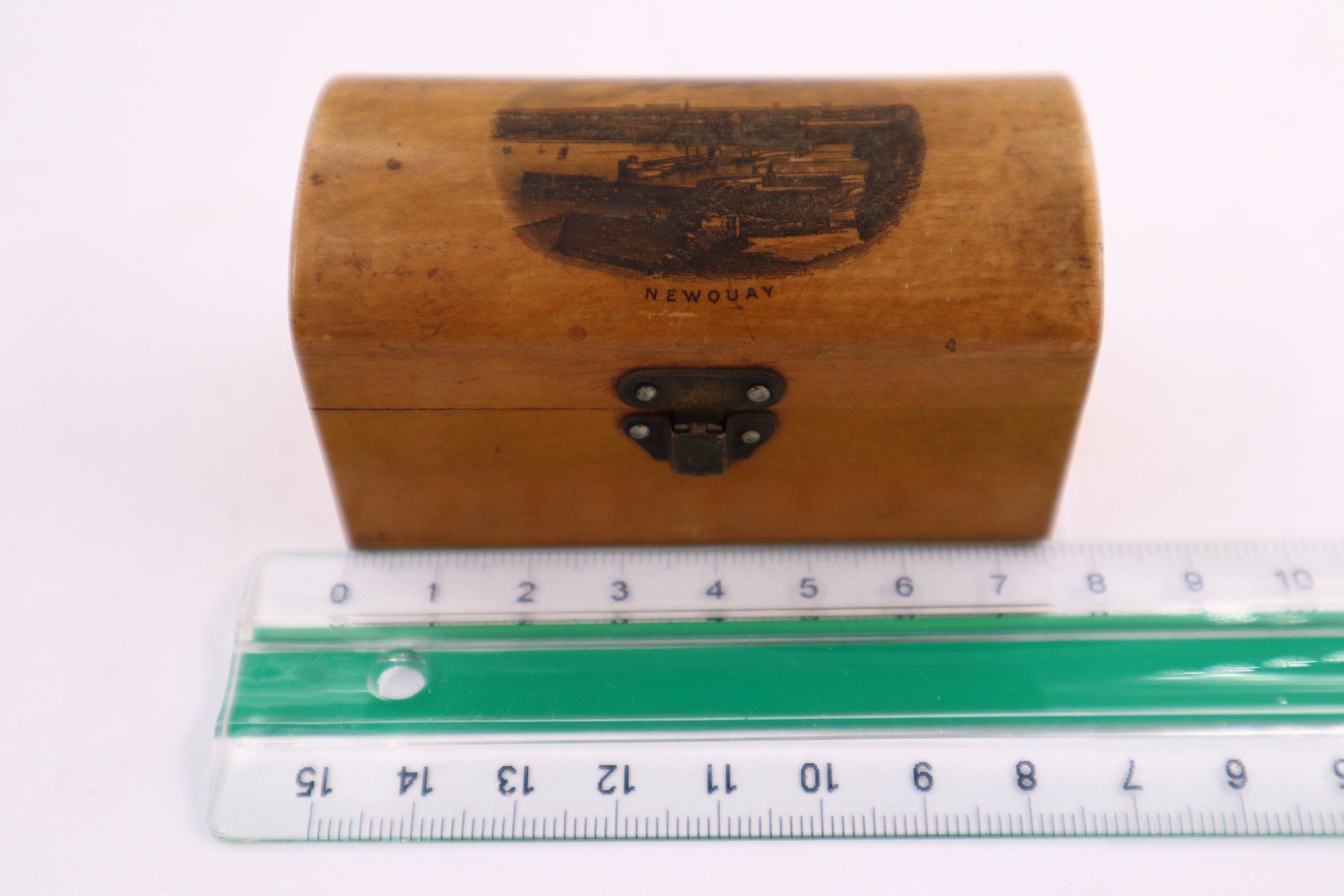 Truhen: Maucheline Ware Mini Holz Truhe Newquai – Gebraucht aus Baden von swiss-alps 4