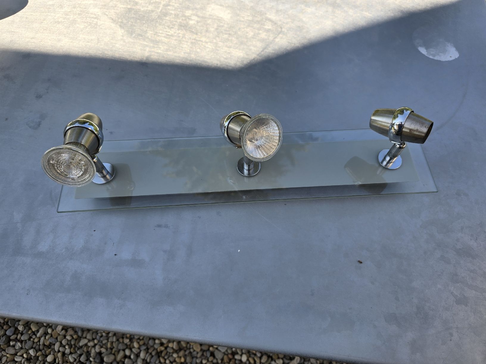 Lampade: Deckenleuchte Glas Metall 3 Spots gebraucht – Usato da Schönengrund venduto da XLOS 1