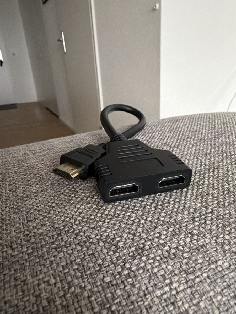 Adattatori: HDMI Verteiler 1 auf 2 - Top Zustand – Nuovo (secondo la descrizione) da Kriens venduto da sch_v6nl