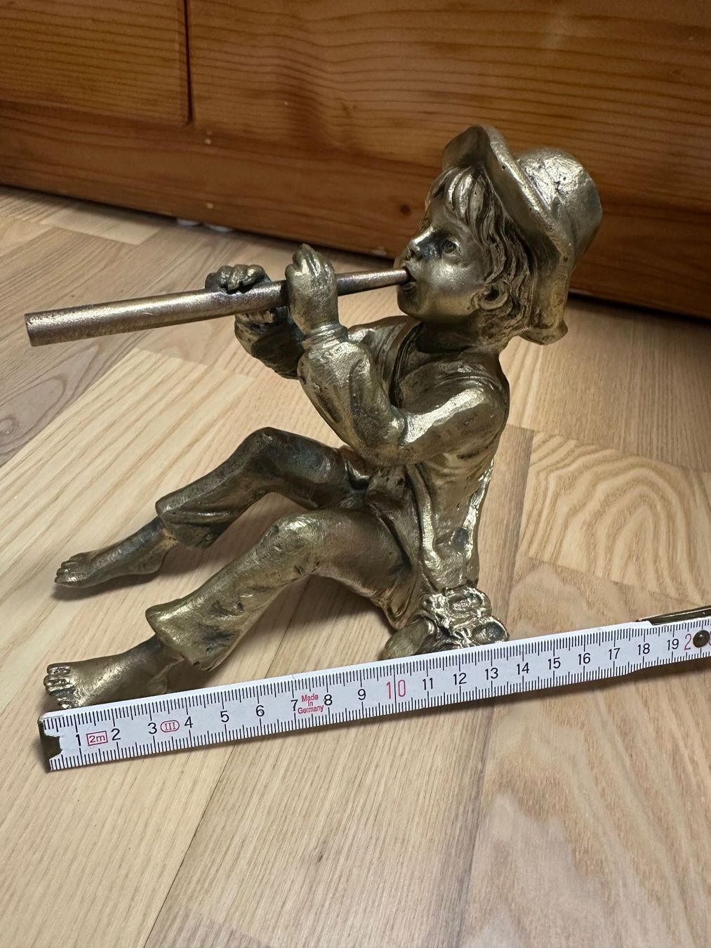 Statuette: Kleiner Junge aus Messing – Usato da Zürich venduto da kuszi 1