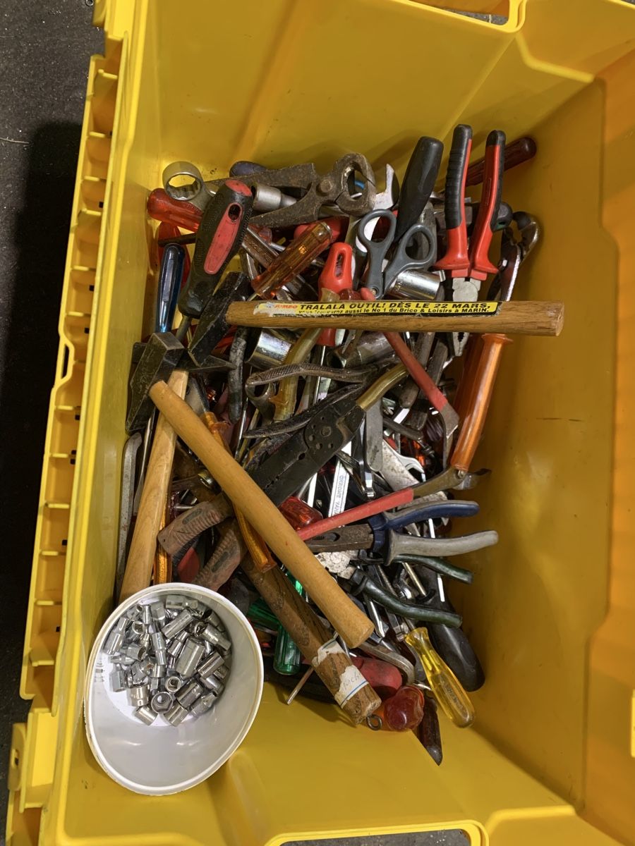 Alle Werkzeuge: Werkzeug  – Gebraucht aus Vinelz von Gj001