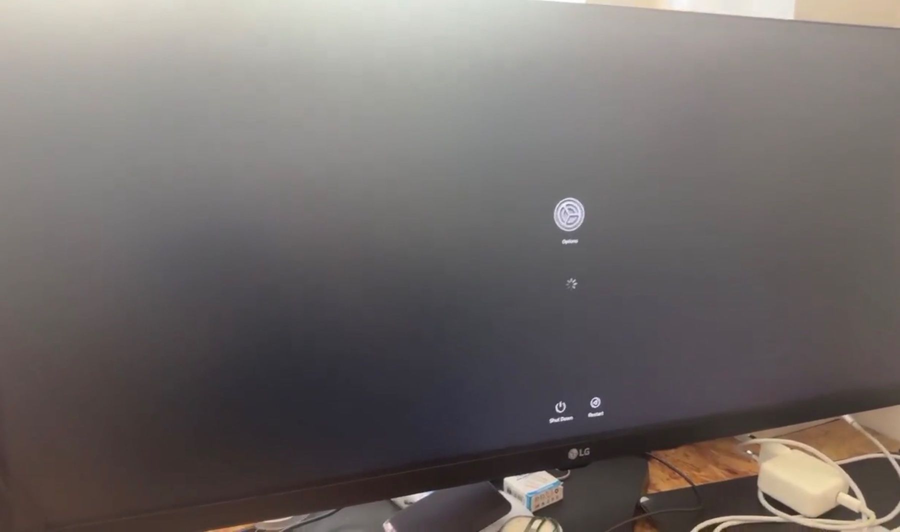 Apple Notebook: Defective Apple MacBook Air M1 2020 – Difettoso da Winterthur venduto da aykutkozandagi 2