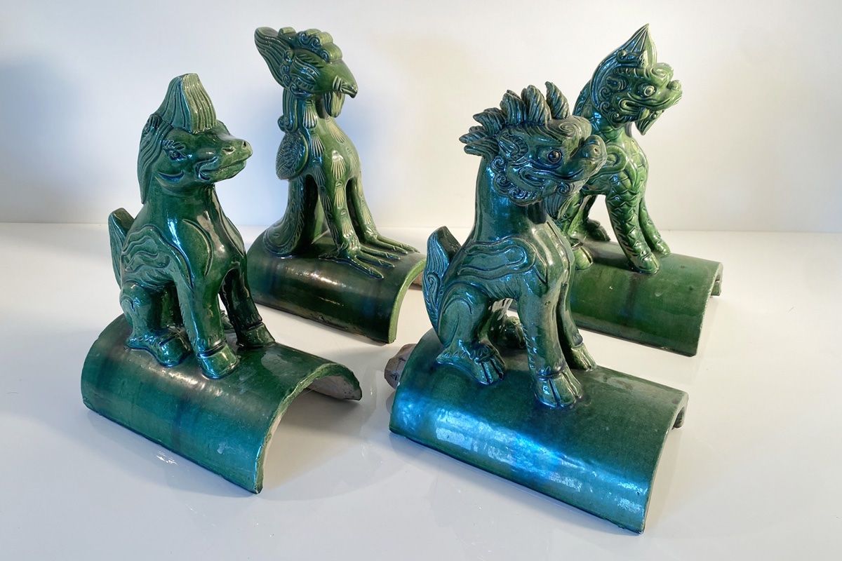 Steine & Dachziegeln: Chinesische Firstziegel Dachreiter Firstfliesen Firstspitzen – Gebraucht aus Ballwil von ClassicGallery