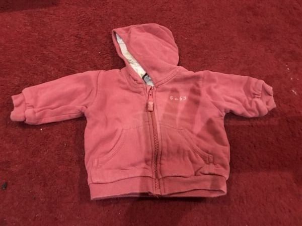 Giacche & Cappotti: Mädchen Jacke mit Kapuze 56 rosa – Usato da Bergdietikon venduto da antovale