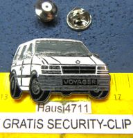 CHRYSLER VOJAGER VAN AUTO PIN ENAMEL