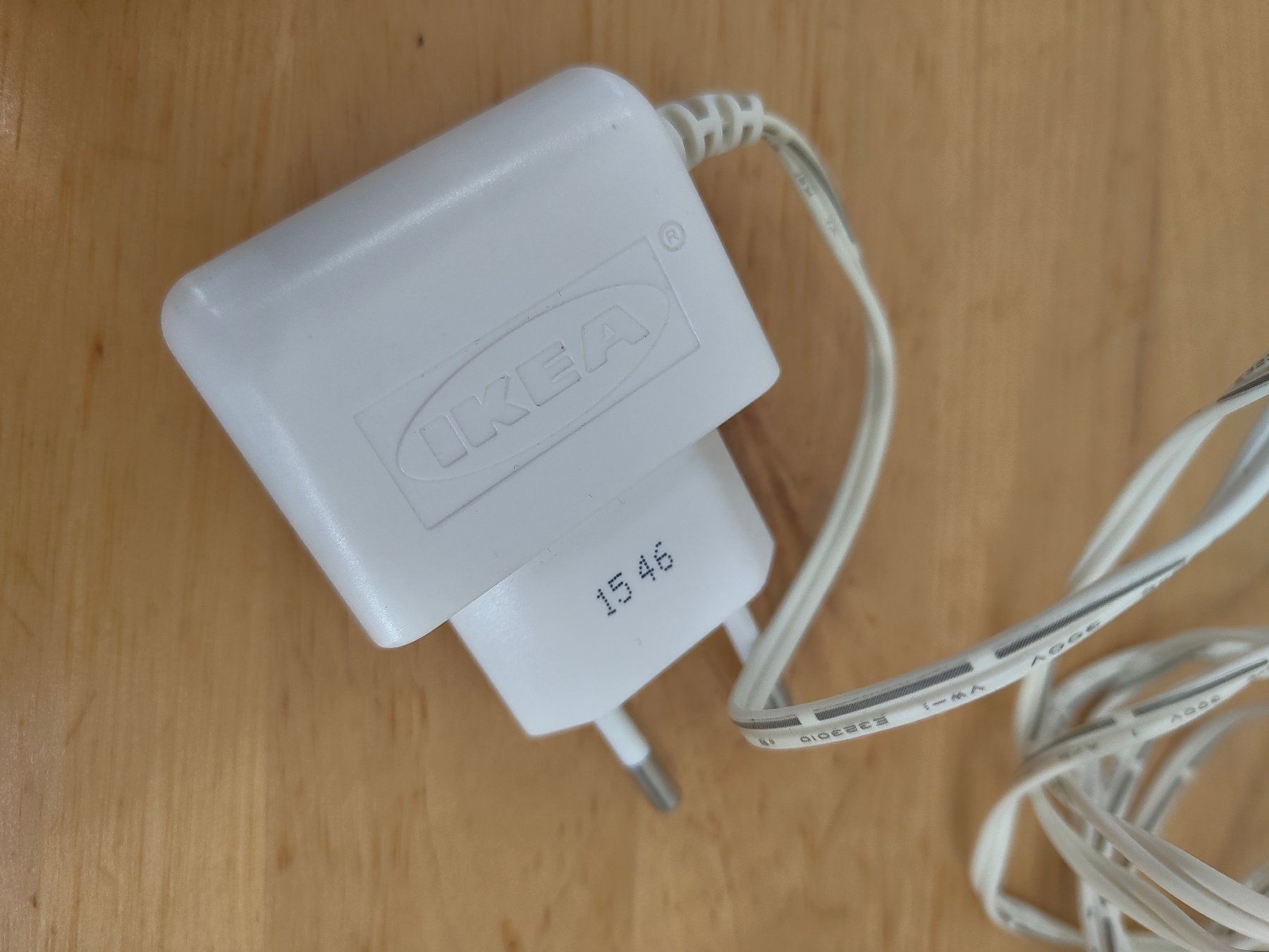 Ikea Ladegeräte: IKEA Netzteil/Adapter 4V 0.12A, Model YH-G040-0120D – Gebraucht aus Emmenbrücke von BlSi 1