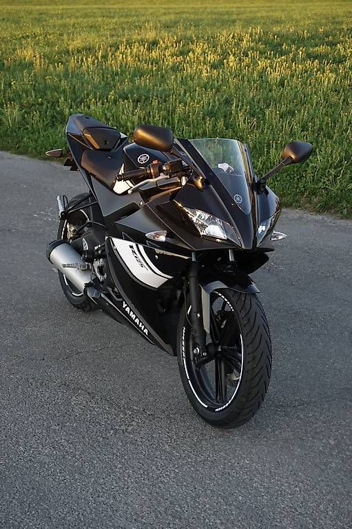 Strada: Yamaha YZF-R 125 2011 – Usato da Merenschwand venduto da sar_z5sz 2