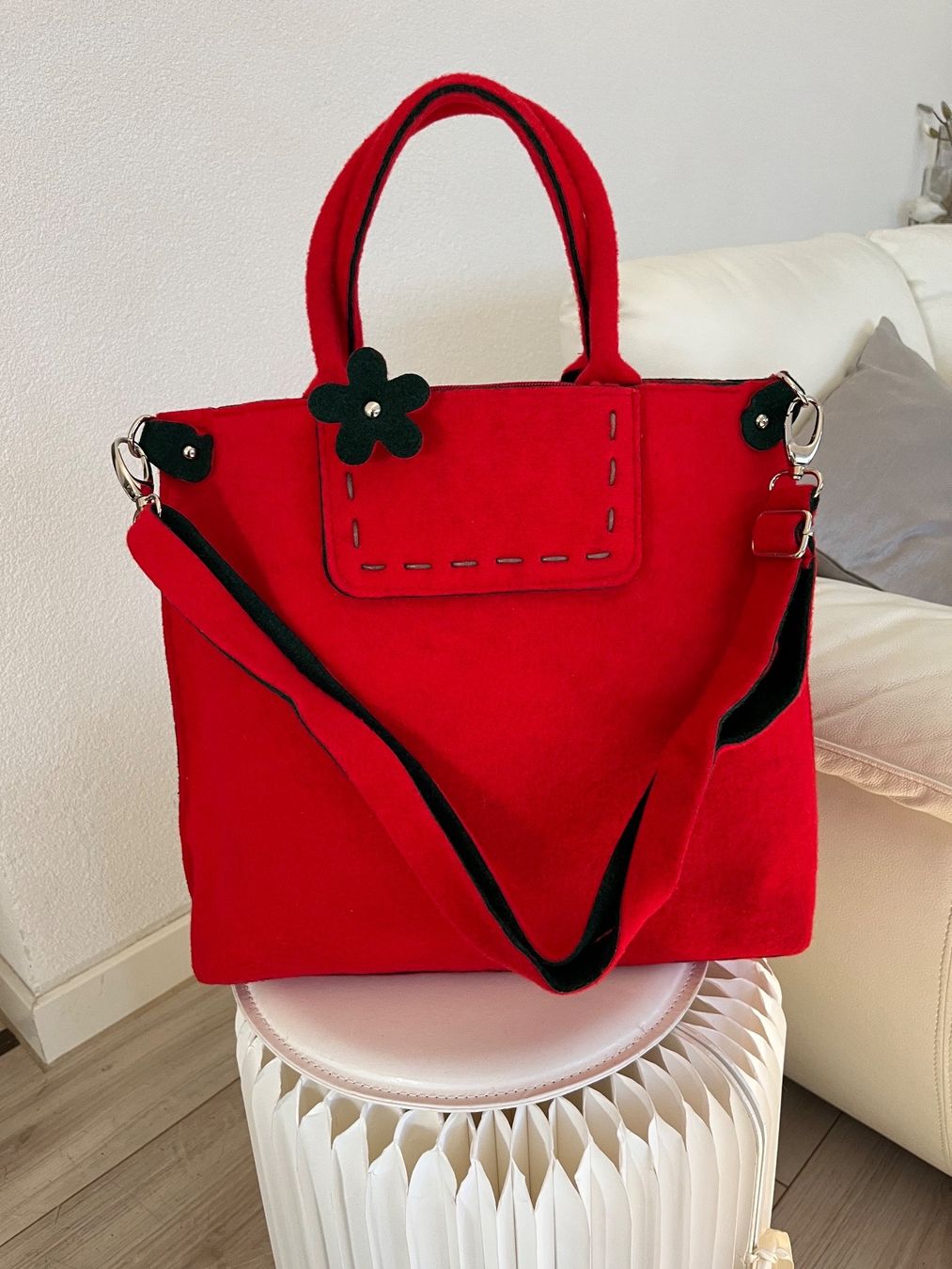 Borse da donna: Sac  a main en laine feutré – Usato da Flanthey venduto da diamonds02 3