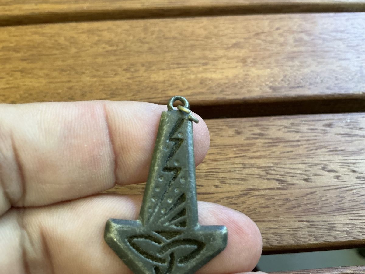 Ciondoli: Thorhammer-Anhänger – Usato da Basel venduto da Ajscha7o1 2