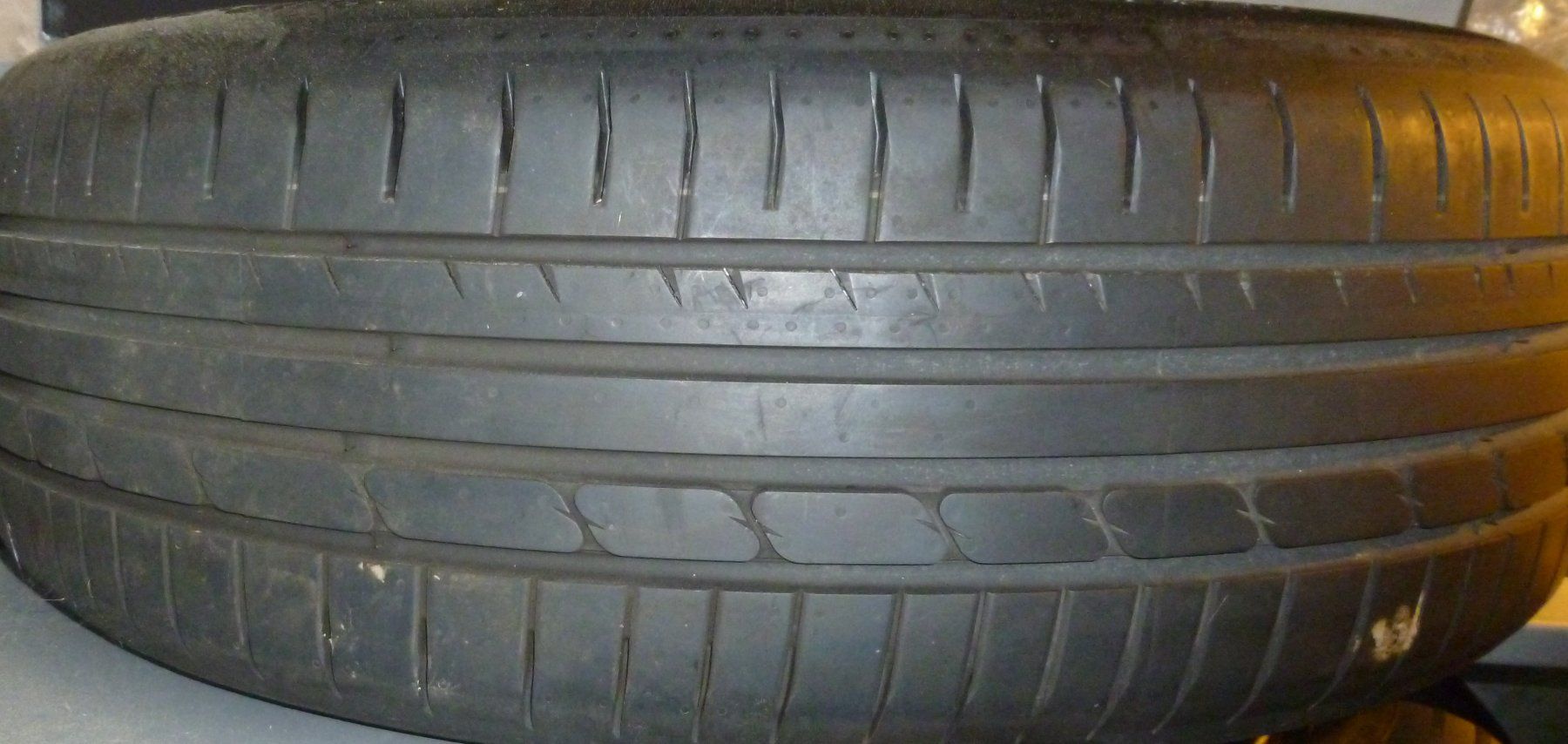 Volkswagen Pneus & Kompletträder: Pneus été – Neu (gemäss Beschreibung) aus Sierre von Candi76 1