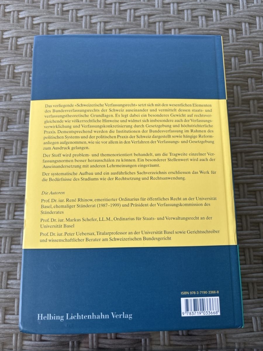 Bücher: Schweizerisches Verfassungsrecht  – Neu (gemäss Beschreibung) aus Reinach BL von oli_nbx7 1
