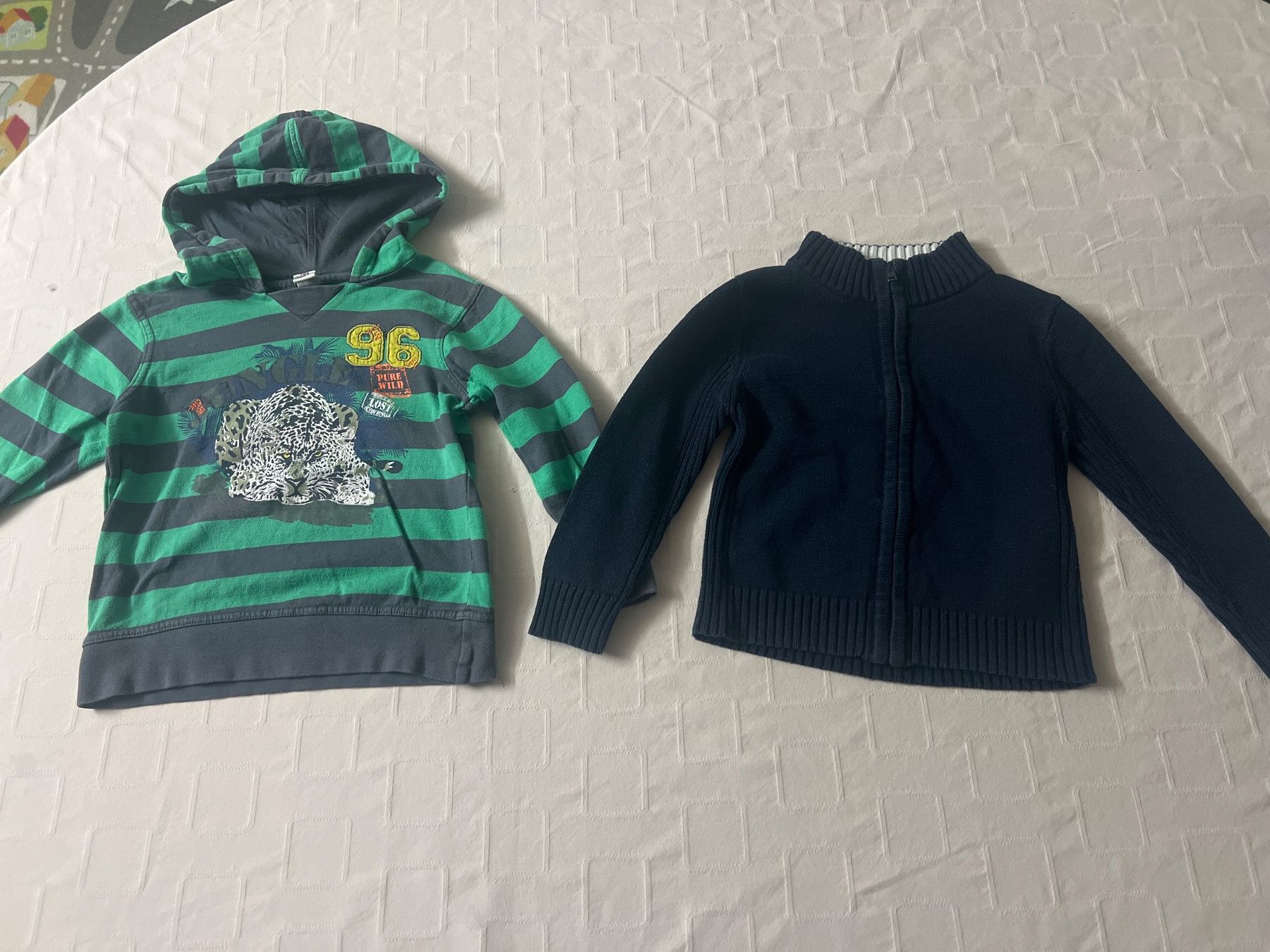 Maglioni & Felpe: Kinder Pullover & Strickjacke Gr. 104 – Usato da Basel venduto da friceberg2