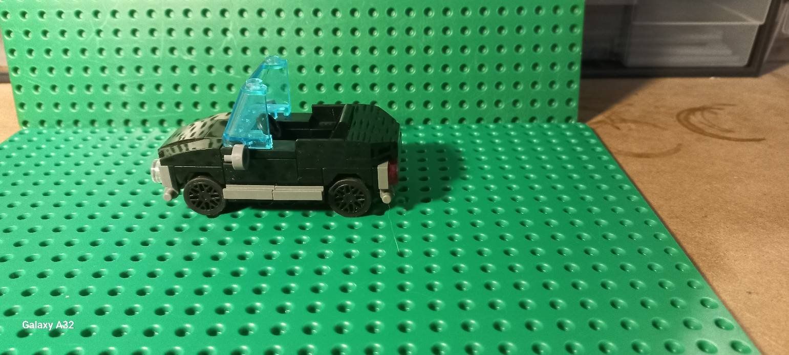 Lego Giocattoli: Lot de 3 voitures Lego – Usato da La tour de treme venduto da Legocreation82 5