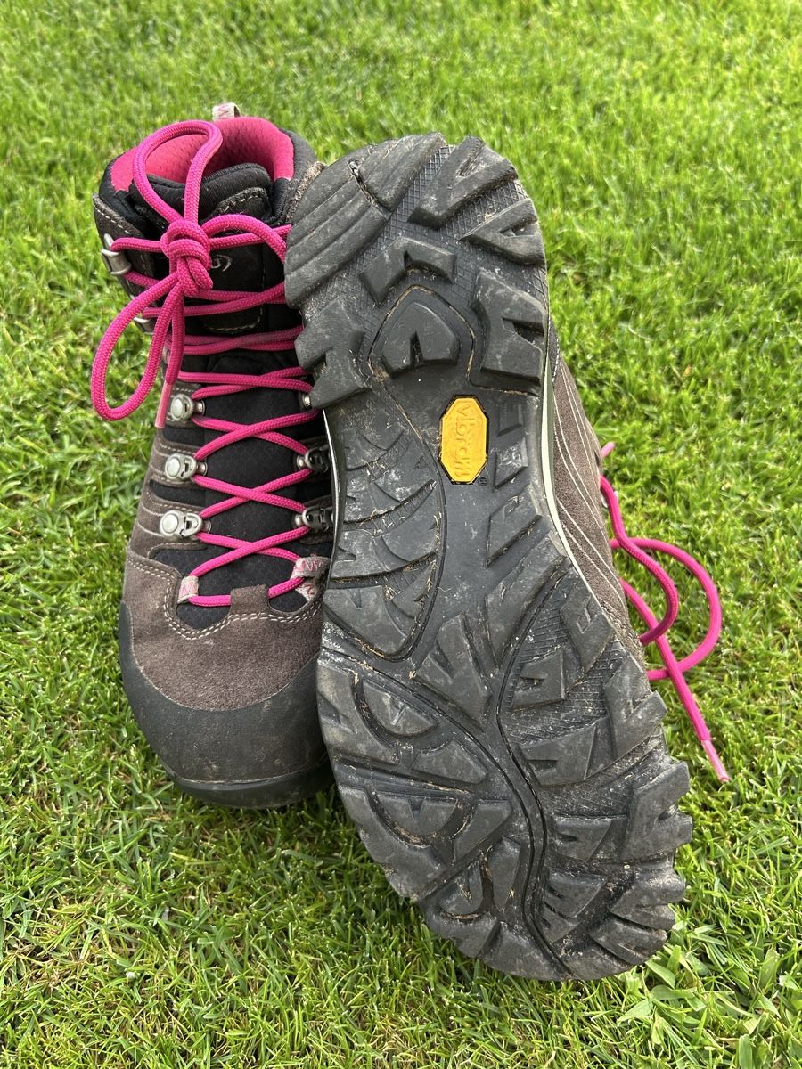Aku Scarpe per ragazze: Aku Wanderschuh Gore Tex / Grösse 38 – Usato da Jonen venduto da speedy1972 3