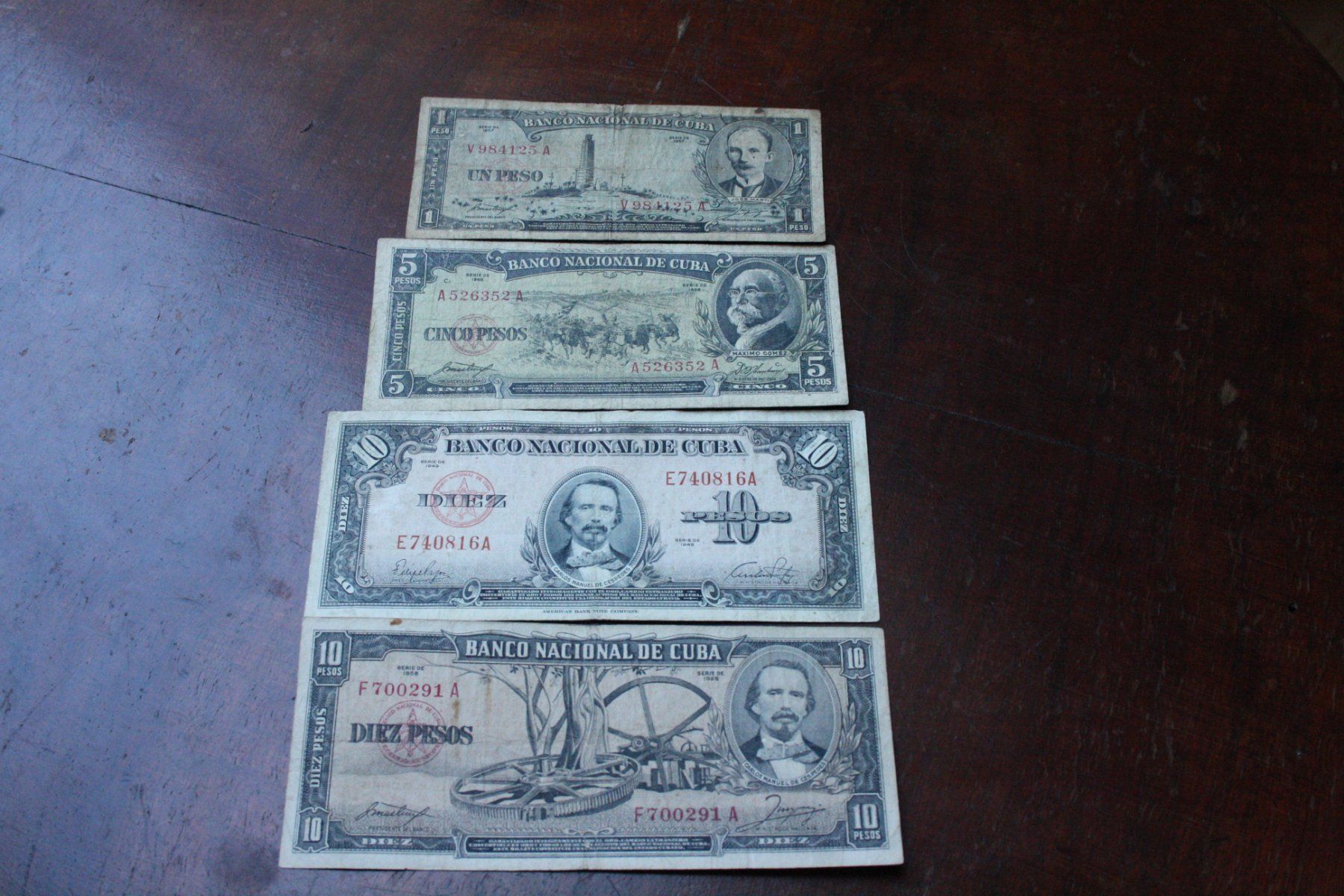 Billets de banque: CUBA  1949-1958 – D'occasion à Cormondrèche par Hermes.monnaies