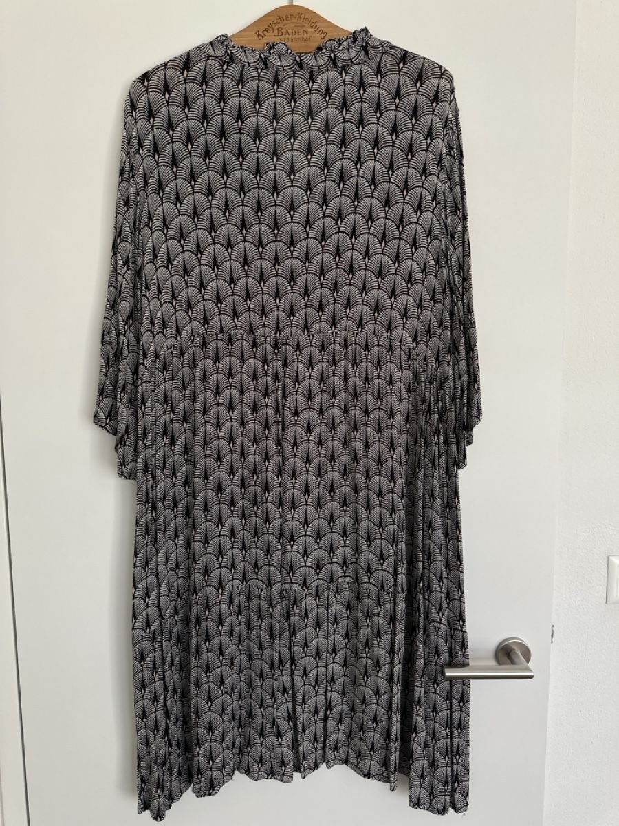 Vestiti: Kaffe Kleid, Grösse 44, V-Ausschnitt – Nuovo (secondo la descrizione) da Emmen venduto da moodle13 2