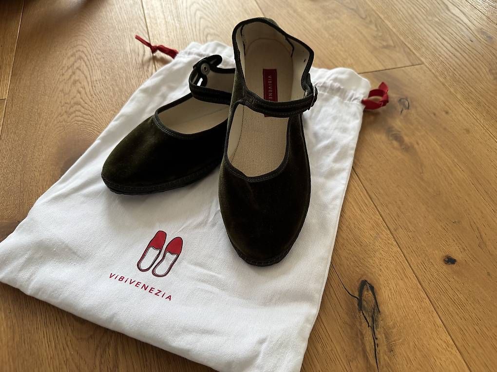 Scarpe da donna: Vibi Venezia Schuhe 37/38 – Usato da Bischofszell venduto da lin_2cbf