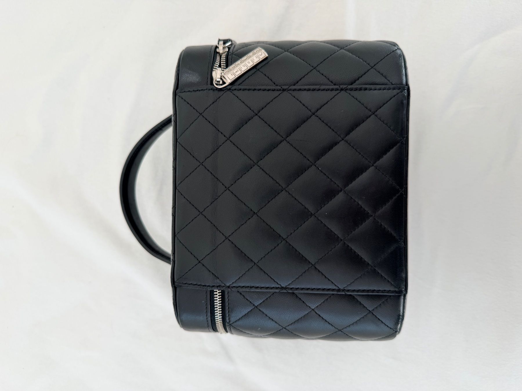 Chanel Custodie per cosmetici: Chanel Vanity Case schwarz Leder – Usato da Roggwil TG venduto da est_r5x7 2