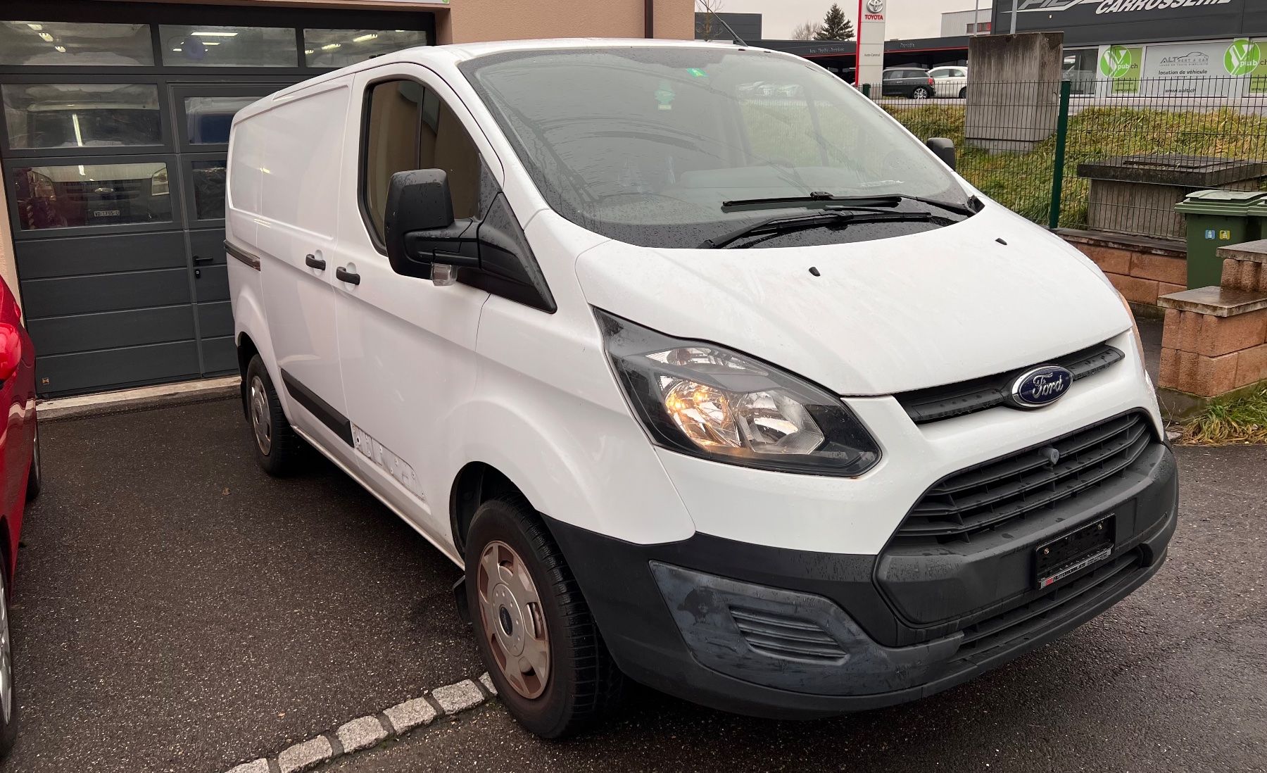 Ford Veicoli commerciali: Ford Transit Custom – Usato da Yverdon-les-Bains venduto da feciz01