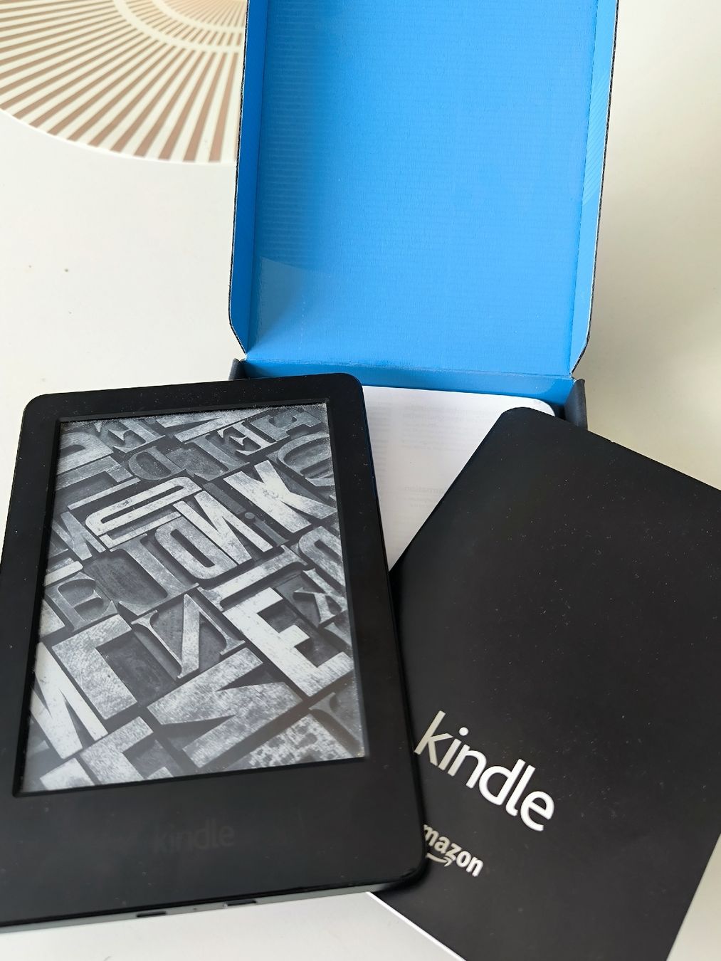 Amazon Tablettes PC: Kindle paperwhite 7eme generation  – D'occasion à Riaz par vanucaptures