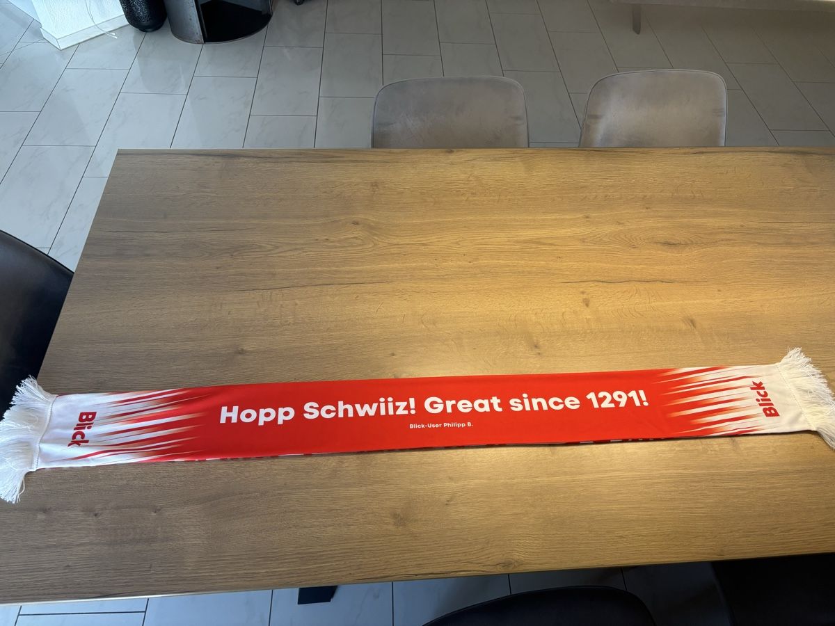 Foulards, Tücher & Schals: Fanschal "Blick Hopp Schwiiz"  – Neu (gemäss Beschreibung) aus Niederwil AG von pat_l6fn