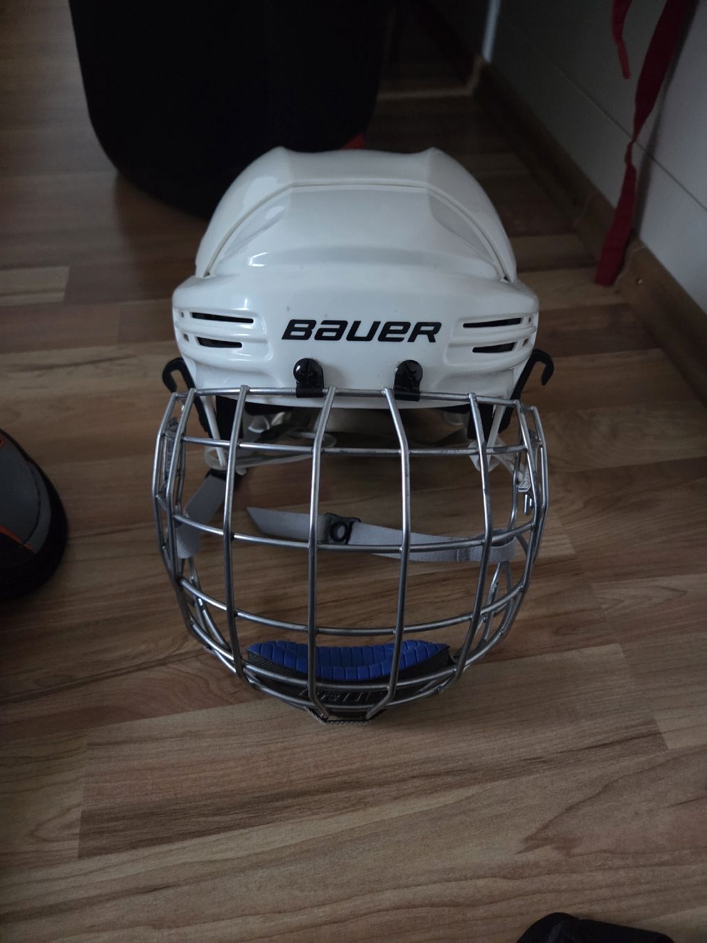 Bauer Protezioni & Imbottiture: Bauer Eishockey Ausrüstung – Usato da Kirchberg BE venduto da ver_7th_k 1