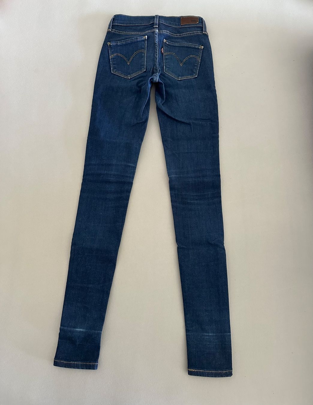 Levi's Pantaloni: Levi's Jeans – Usato da Thalwil venduto da ass_ykv5 1