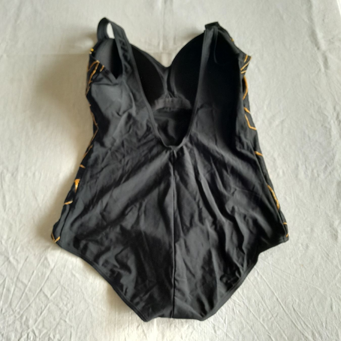 Badekleider & Bikinis: Damen Badeanzug – Gebraucht aus Knutwil von Kompex 1