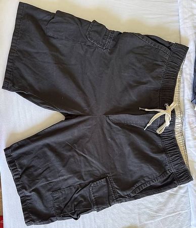 Schwarze Herren-Cargo-Shorts  Grösse XL