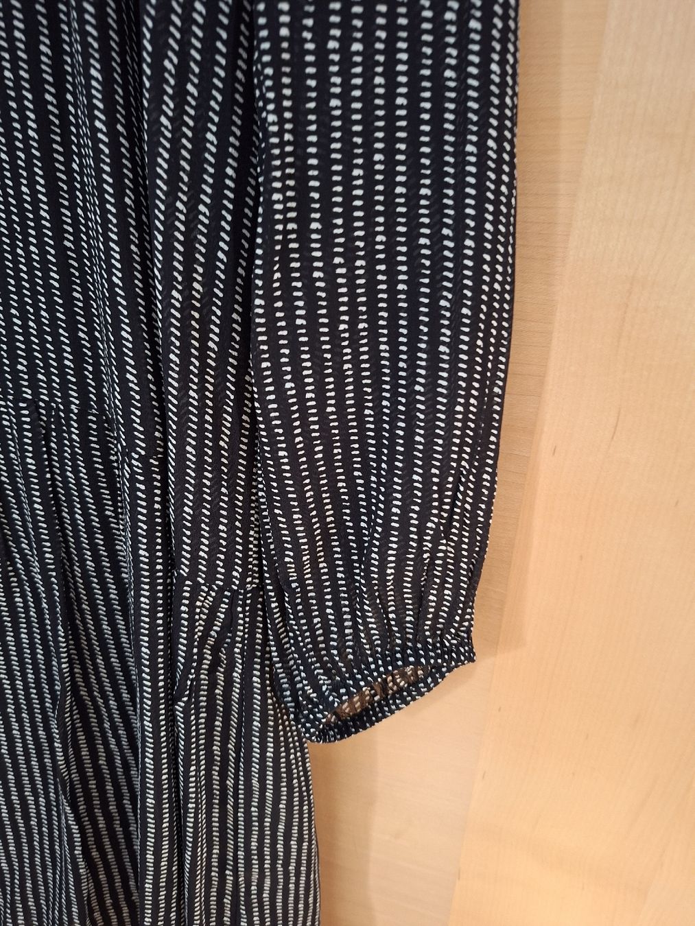 Comma Vestiti: Kleid Comma Gr. M – Usato da Hausen AG venduto da Emirfinn 2