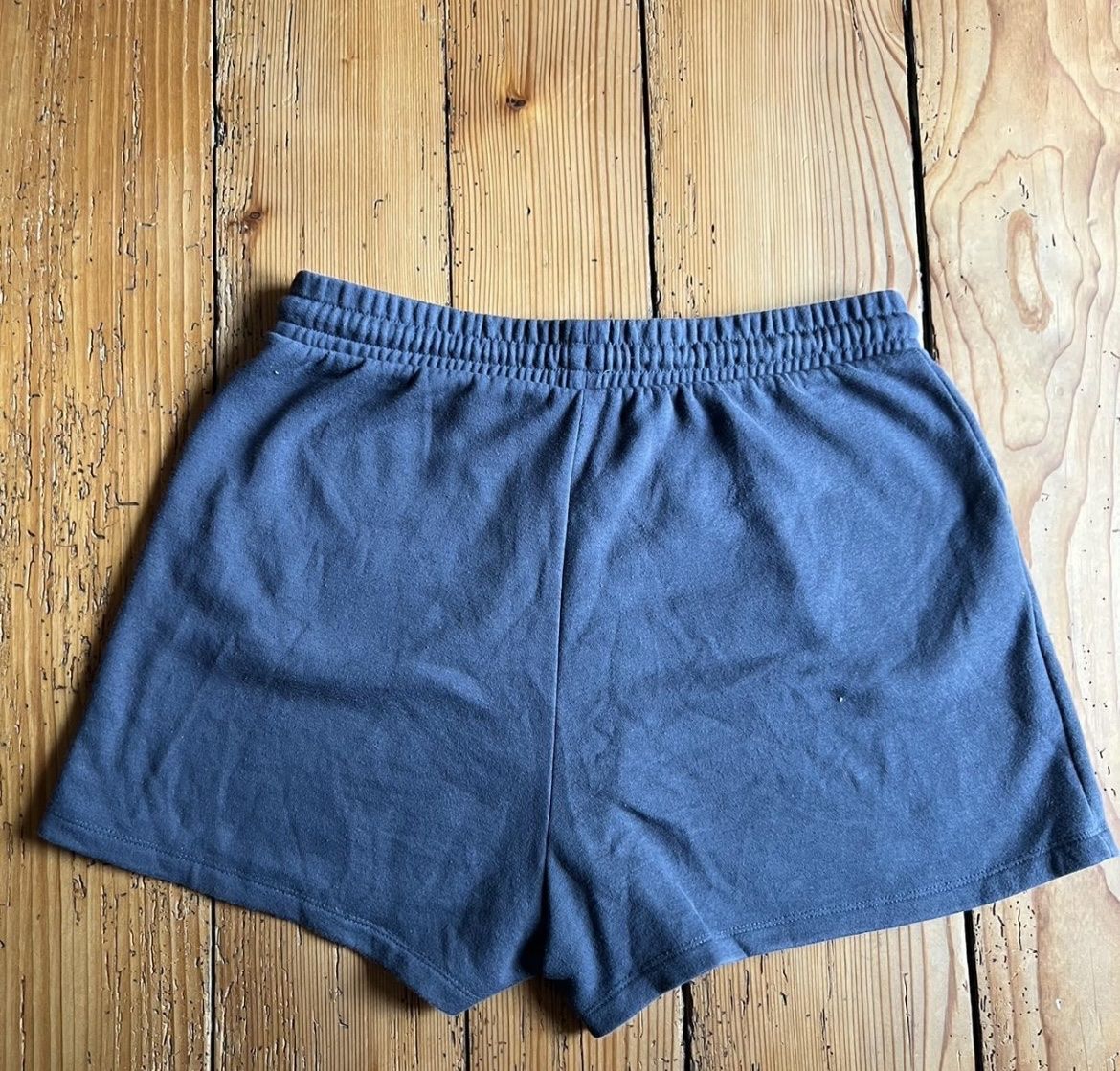 Pantaloni: Loungeshorts – Usato da Magden venduto da leo_c8bc 1