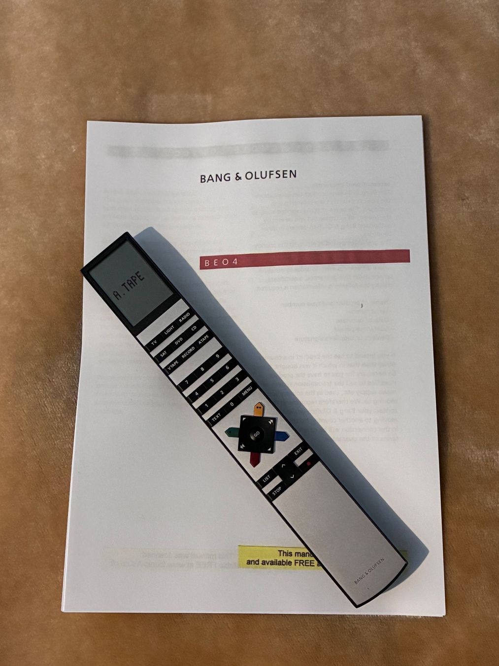 Bang & Olufsen Telecomandi: B&O Beo 4 remote control . – Usato da Zürich venduto da HiFiAtelier 3