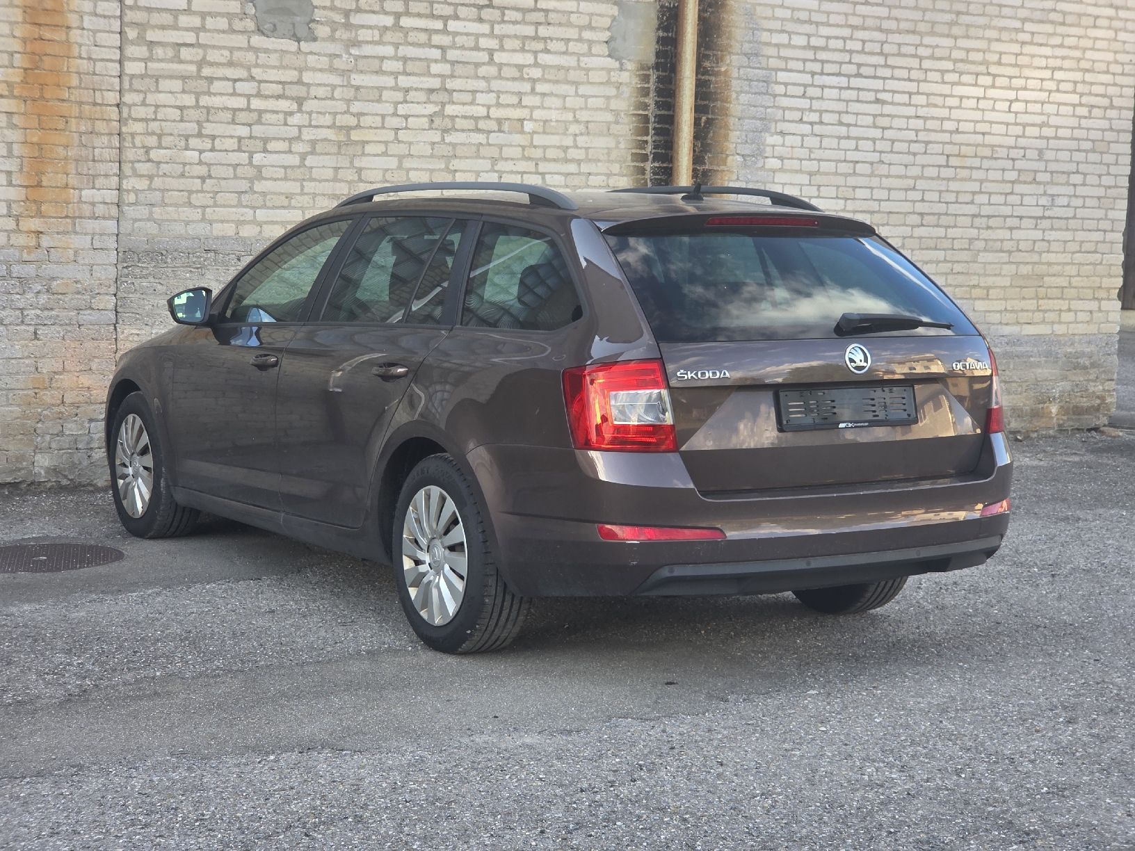 Skoda Automobili: Skoda Octavia 1.6 TDI – Usato da Gossau SG venduto da mai_zmd7 3