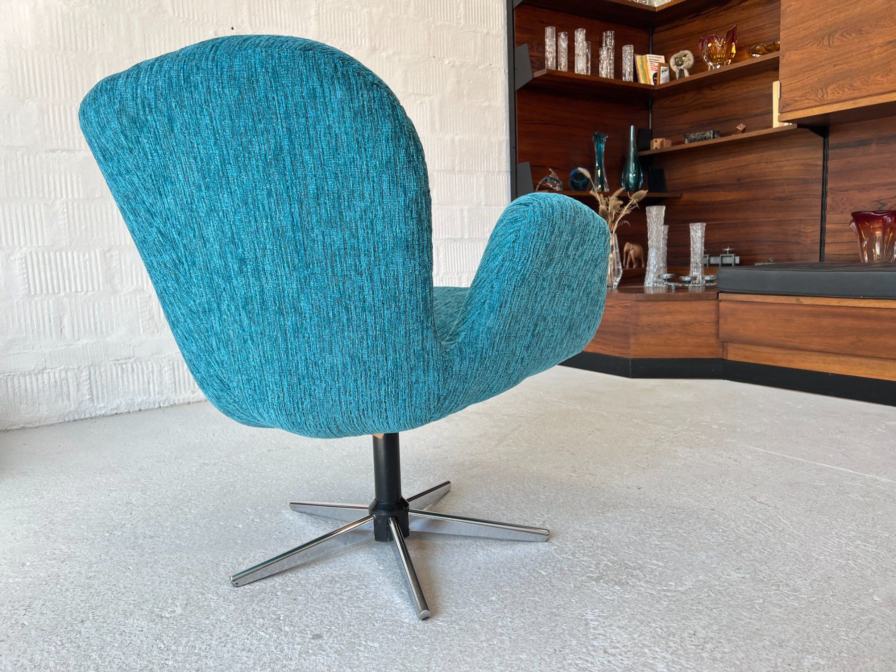 Sessel: McM Drehsessel - Swan Style - Arne Jacobsen – Gebraucht aus Walzenhausen von stilvollwohnen 7