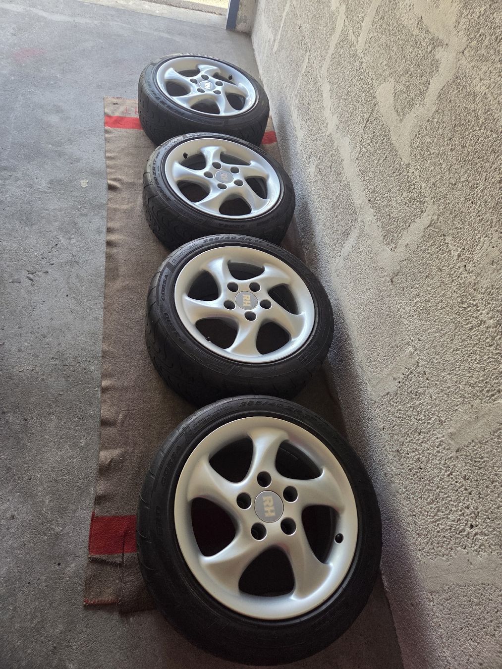 Pneumatici & Ruote complete: Porsche 964  Felgen – Usato da Adliswil venduto da Ducatisti77