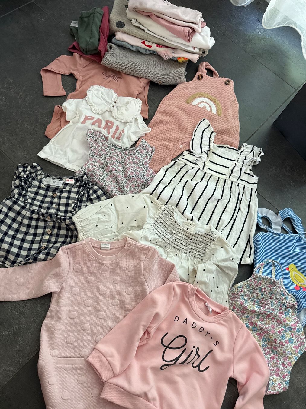 Lotti & Set di vestiti: Kleiderpaket Gr. 74 Mädchen – Nuovo (secondo la descrizione) da Worblaufen venduto da Savanne05