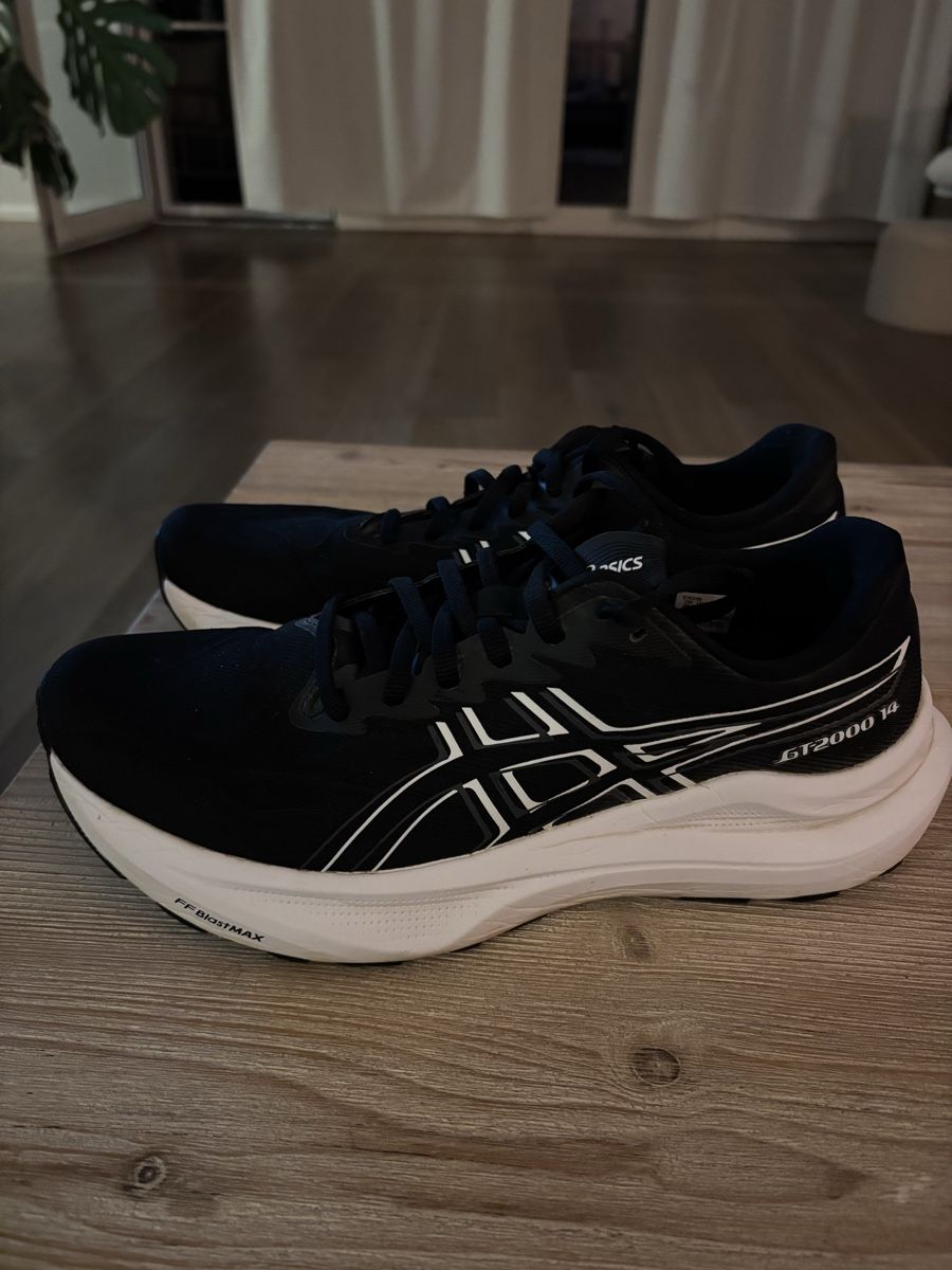 Asics Scarpe da uomo: Asics Gt 2000 14 – Usato da Herrliberg venduto da SimiB12 3