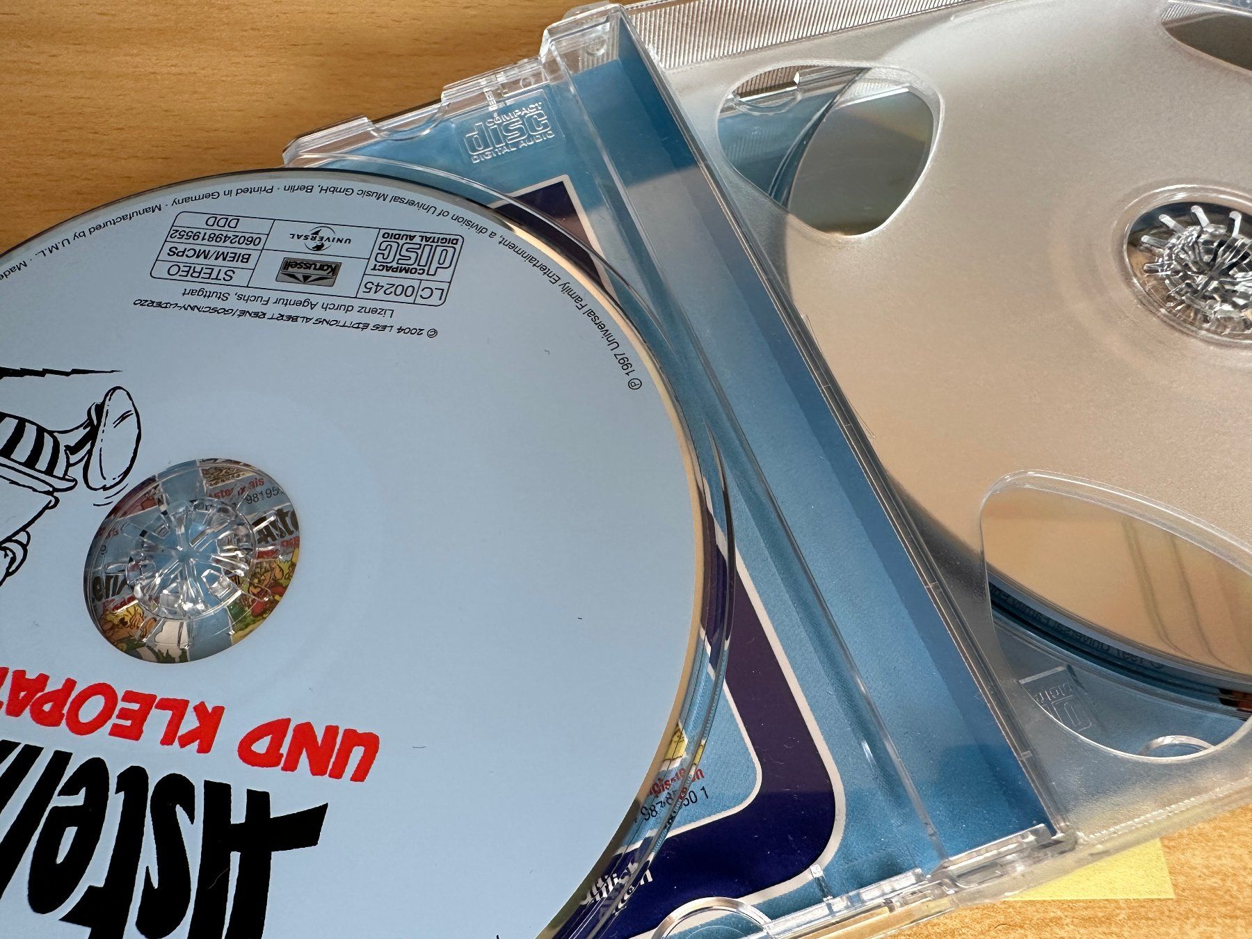 Audiolibri: Various – Asterix - 3 Geschichten Zu Den Asterix-Comics 3 CD – Usato da Rikon im Tösstal venduto da Alpenmutz 2