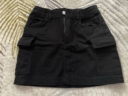 Schwarzer Minirock von H&M, Grösse 140, Top Zustand!