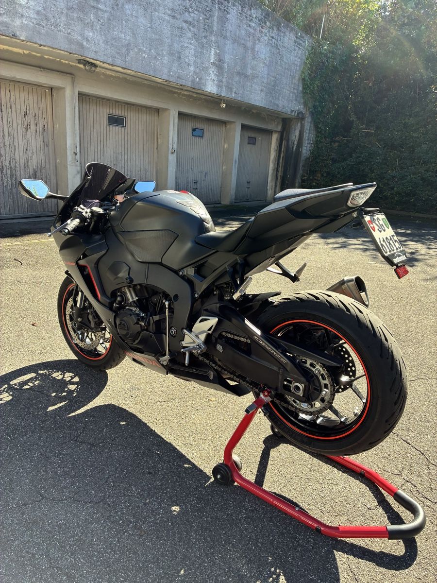 Honda Strada: Honda cbr 1000 rr sc77 – Usato da Mels venduto da Nikola1997 6