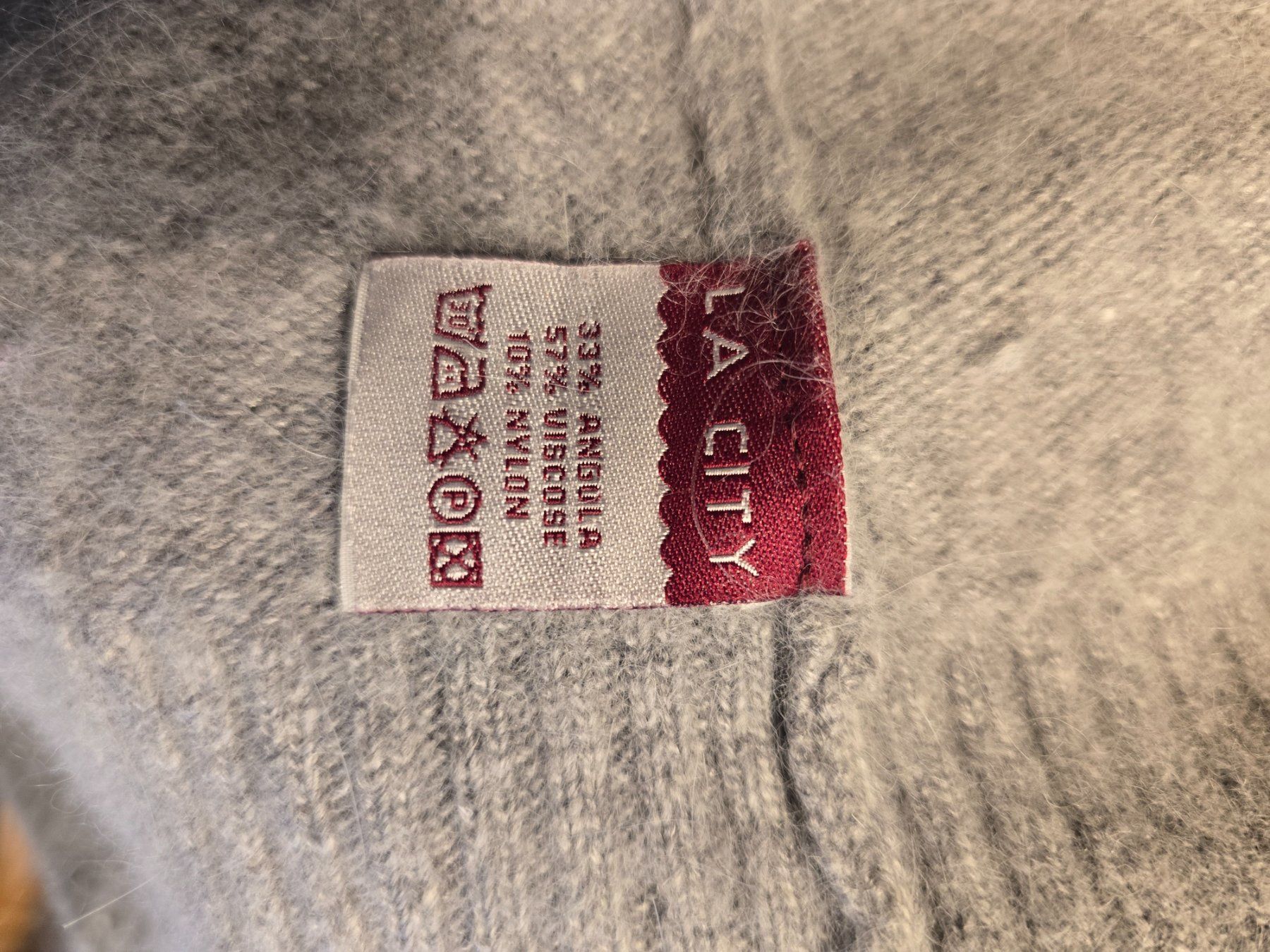 Maglioni & Felpe: Grauer Angora Pullover mit Knöpfen, Gr. S – Usato da Laufenburg venduto da may_r2st 4