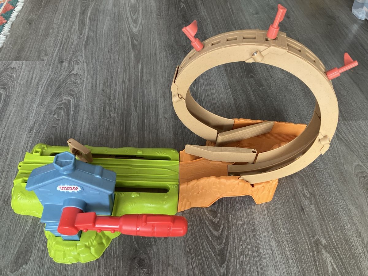 Giocattoli: Thomas & seine Freunde TrackMaster Looping-Spielset! – Usato da Hünibach venduto da Durisun 5