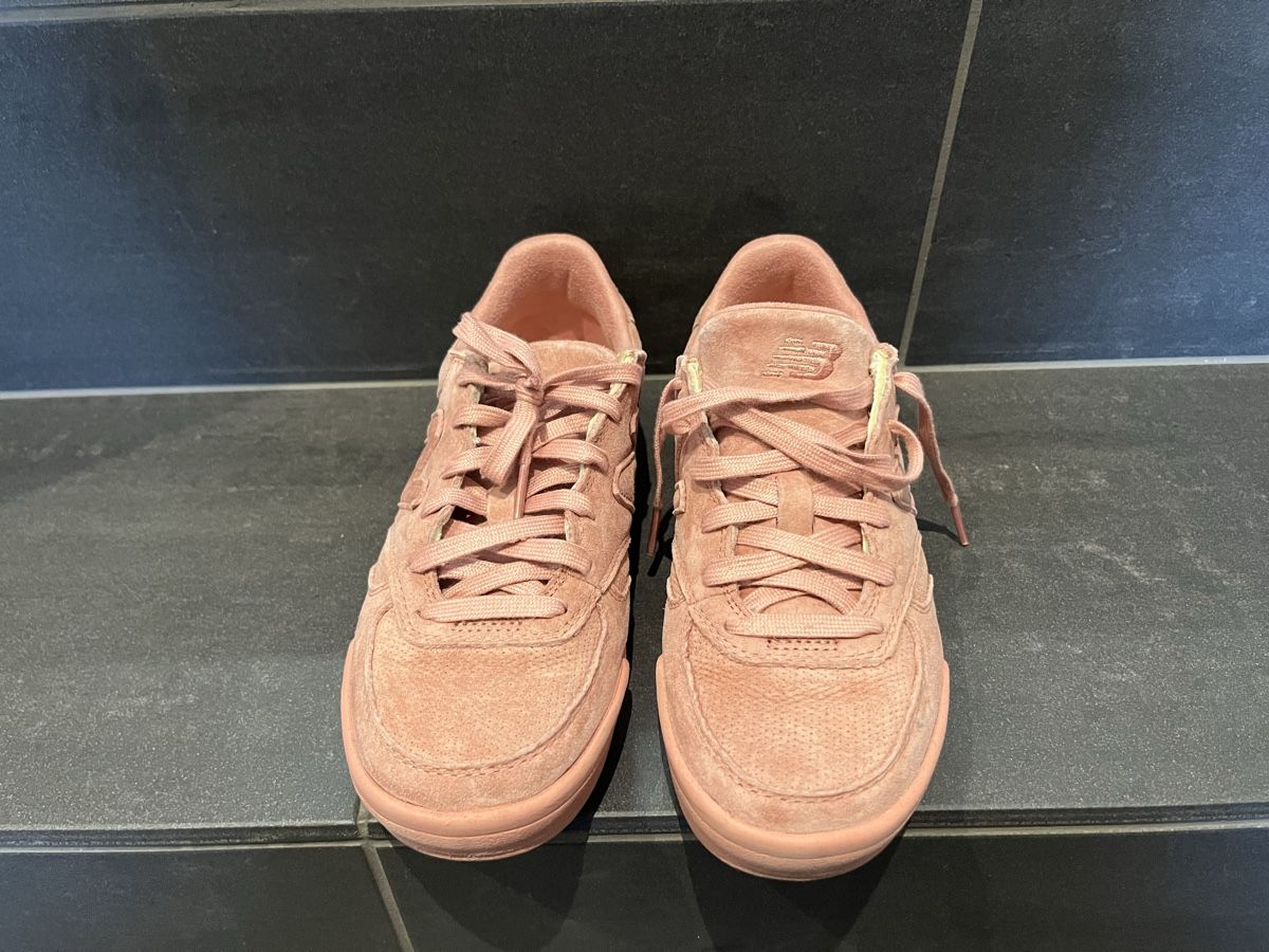 New Balance Scarpe da donna: Rosa NewBalance 37.5 – Nuovo (secondo la descrizione) da Eich venduto da nishablue 1