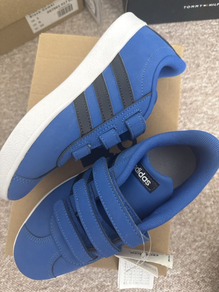 Adidas Chaussures garçon: Adidas sneakers – Neuf avec emballage d'origine à Wohlen AG par rol_8r5l 2