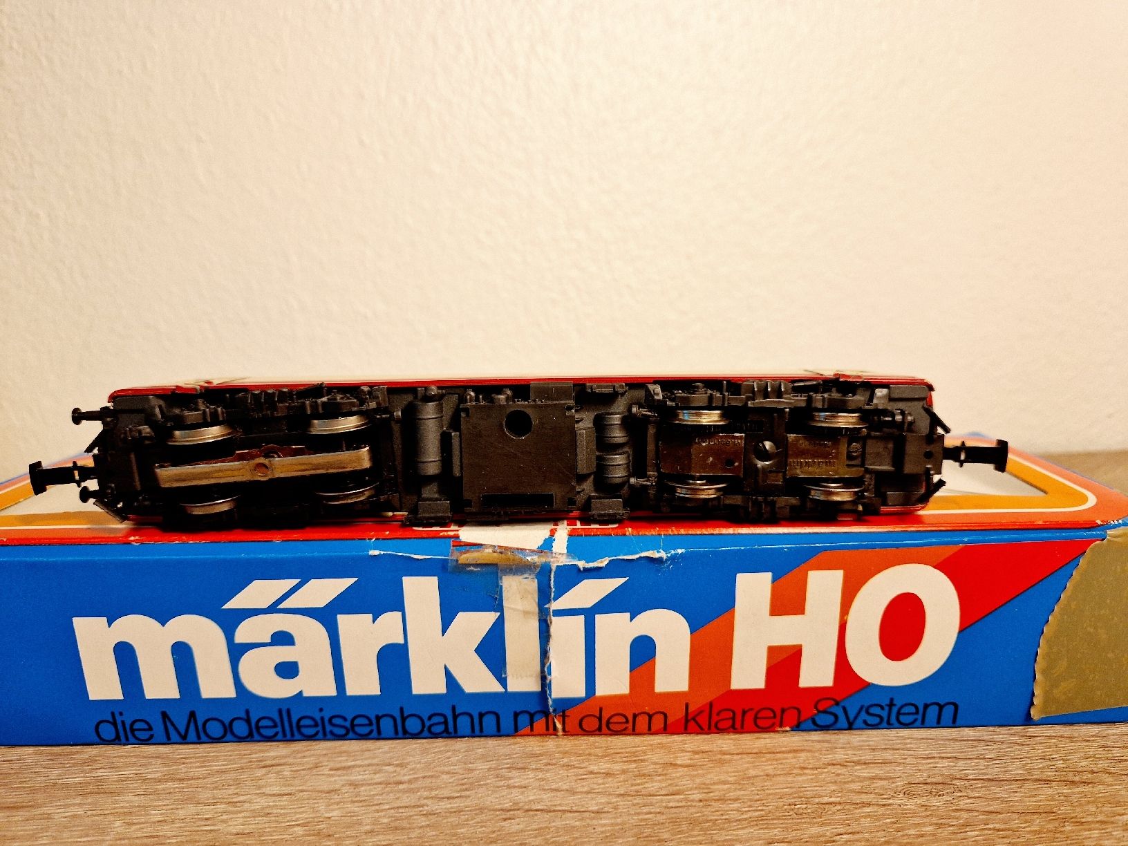 Märklin Modellini di ferrovie: Märklin 3153 E-Lok BR 120 DB H0 – Usato da St-Aubin-Sauges venduto da Lo_Go 5