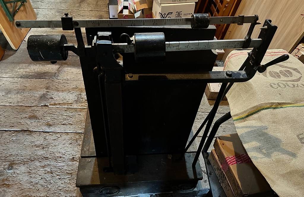 Bilance e pesi: Balance ancienne de gare CFF – Usato da Le Brassus venduto da Epicure57 1