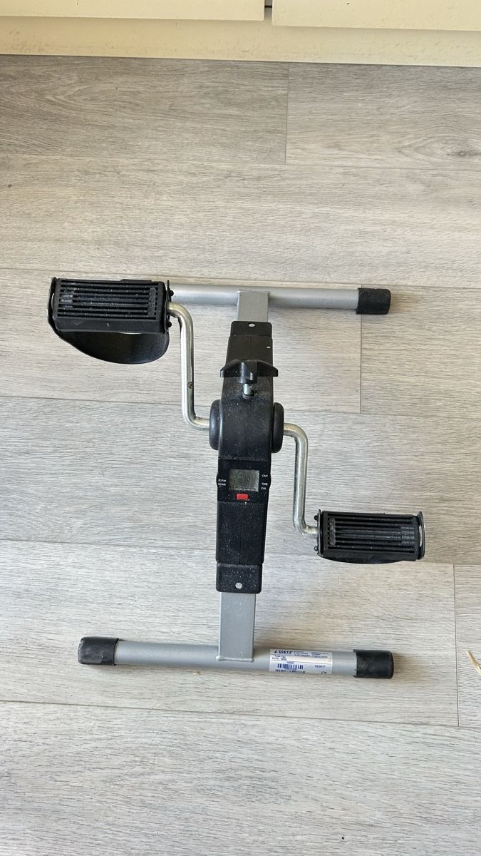 Hometrainer: Pedaltrainer (Marke Dietz) – Gebraucht aus Rütihof von serouni5406