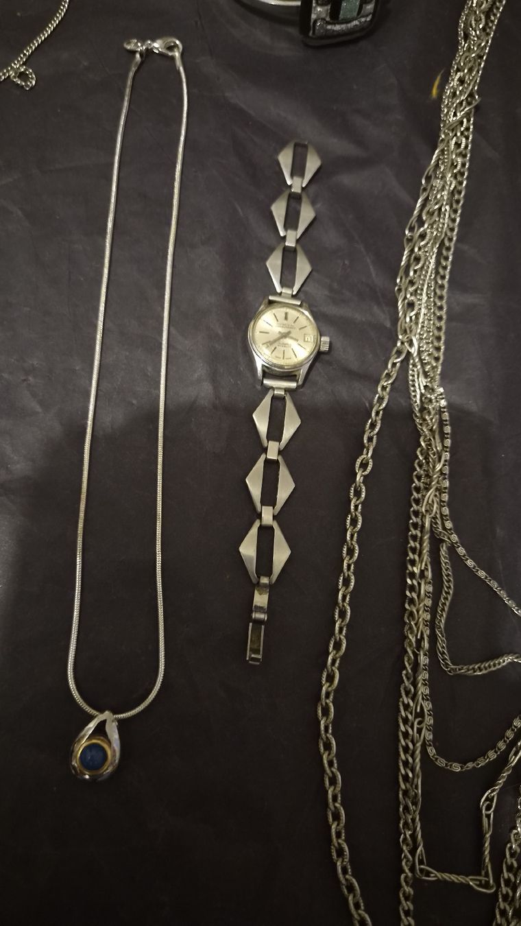 Altri gioielli: Schmuck und Uhren Konvolut  – Usato da Kölliken venduto da MissesBossTop1 2